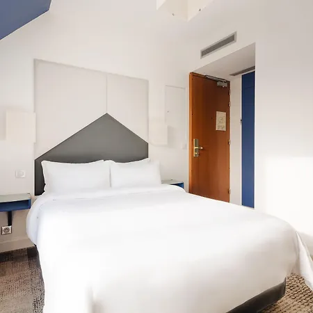 Hotel Atala Champs Elysees Paris