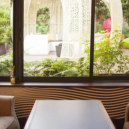 Hotel Atala Champs Elysees 4*