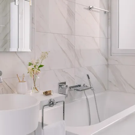 Hotel Atala Champs Elysees 4*