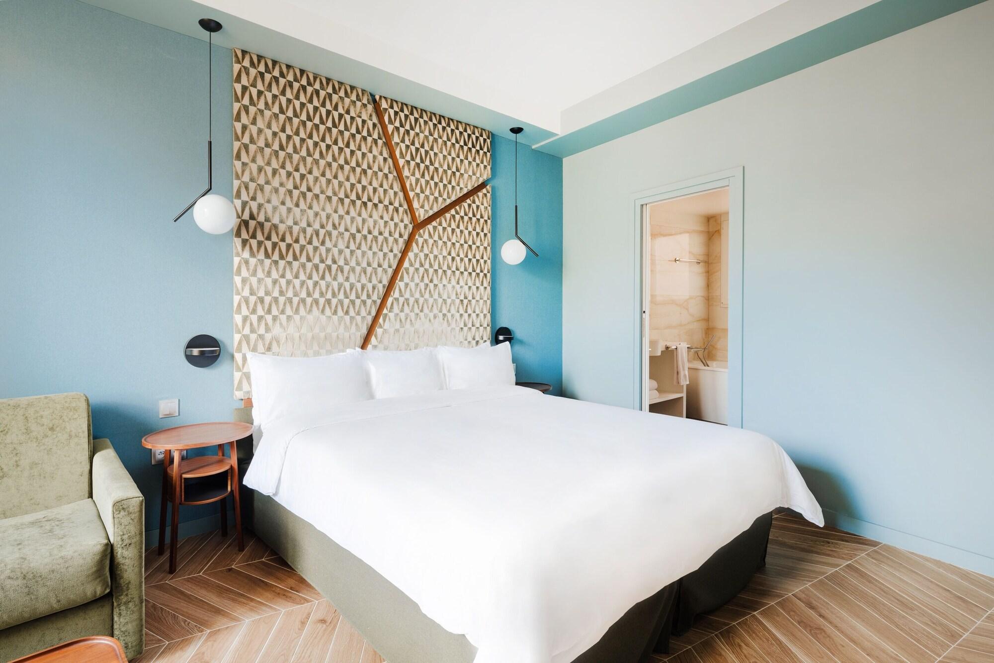 Hotel Atala Champs Elysees Parigi