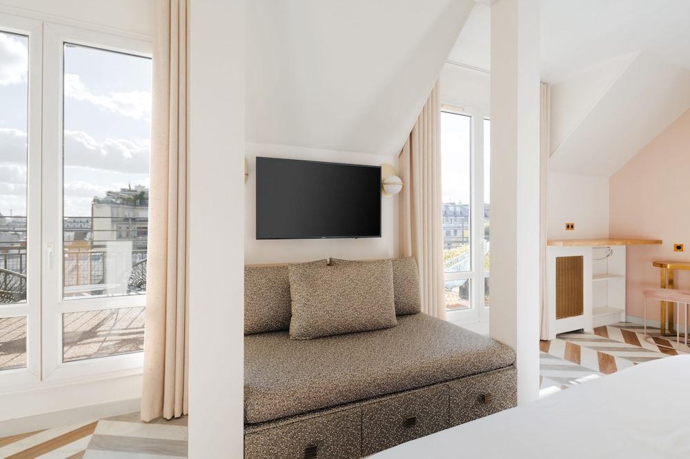 Atala Champs Elysees Hotel 4*