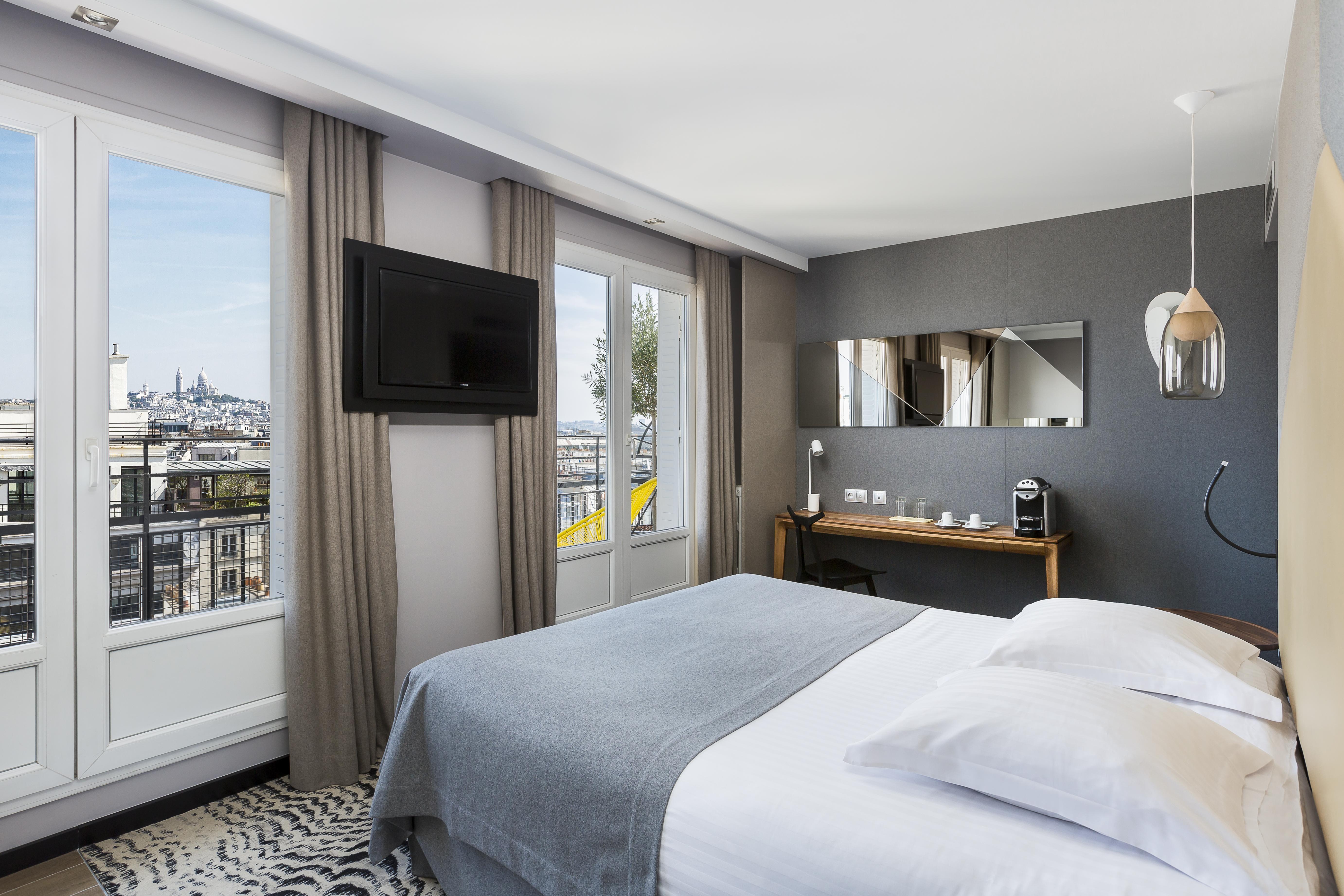 Hotel Atala Champs Elysees 4*