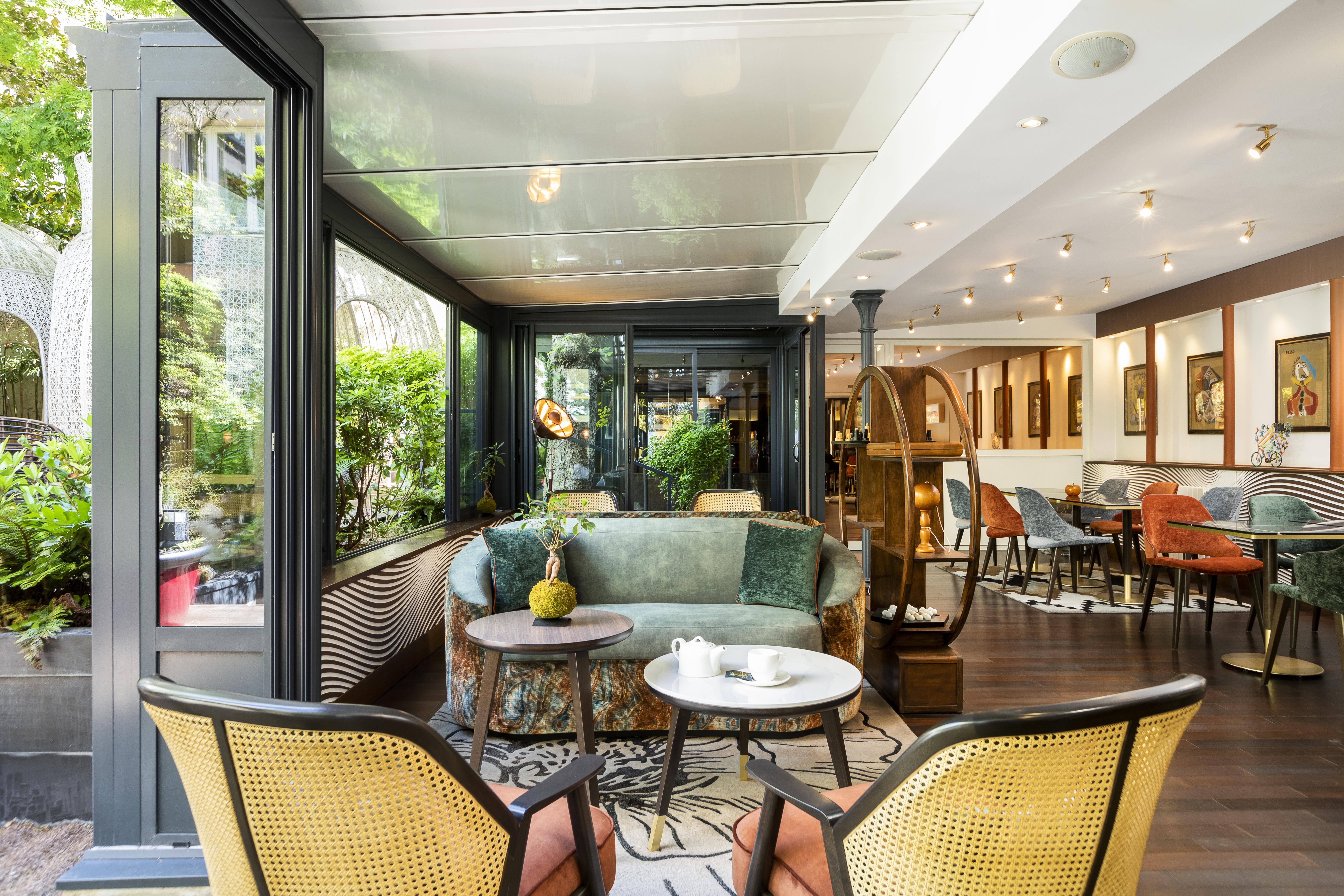 Hotel Atala Champs Elysees 4*