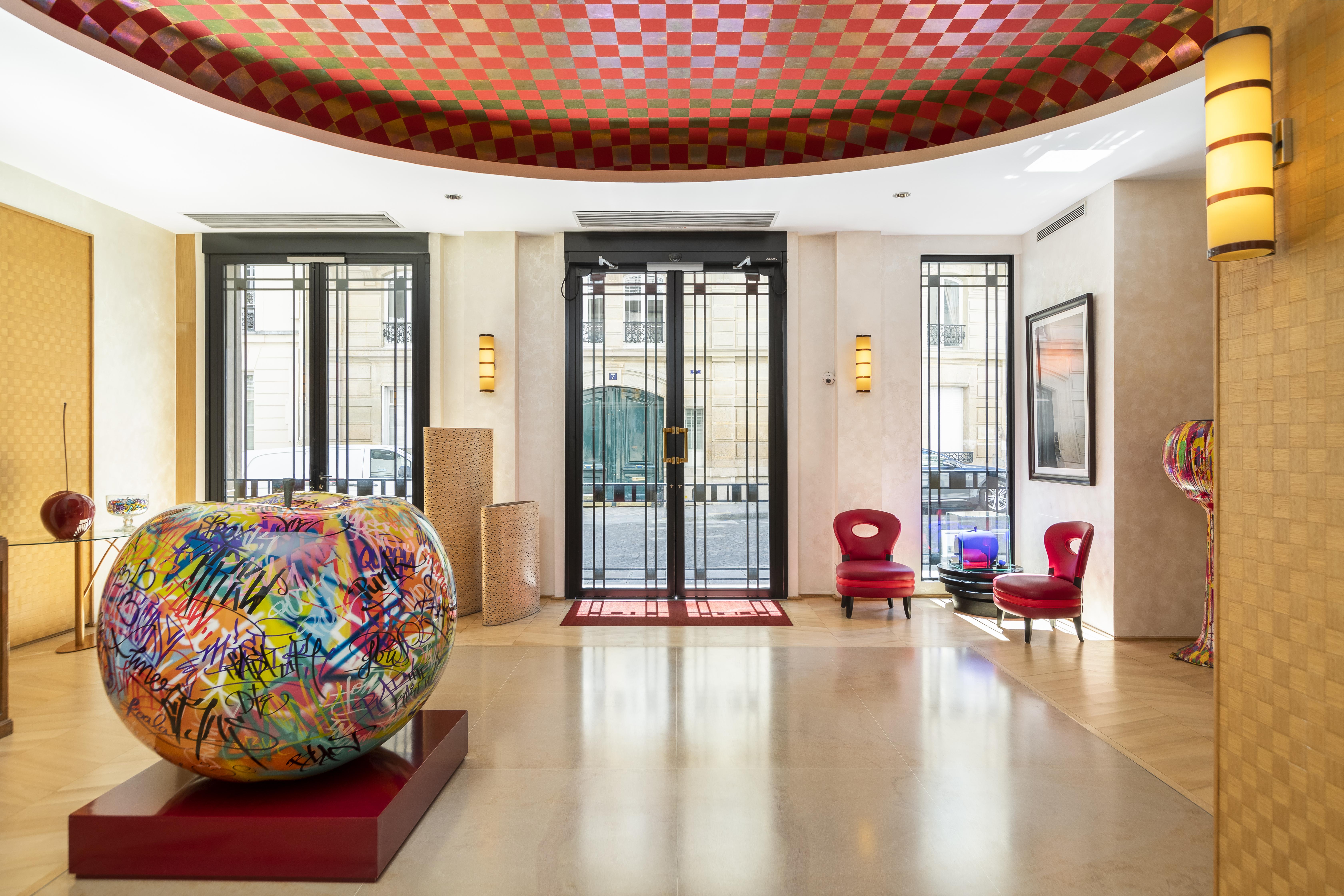 Atala Champs Elysees Parigi