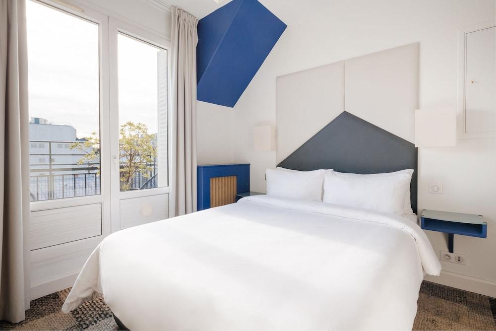 Atala Champs Elysees 4* Paris