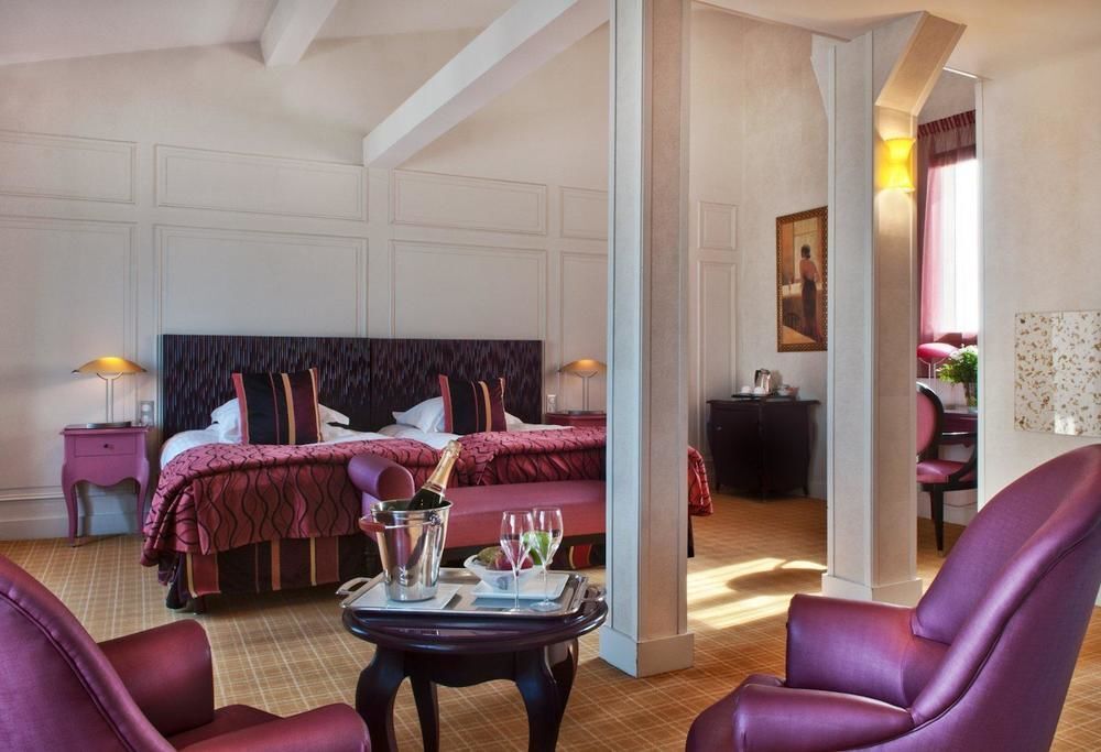 Hotel Atala Champs Elysees Paris