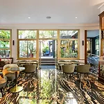 Hotel Atala Champs Elysees